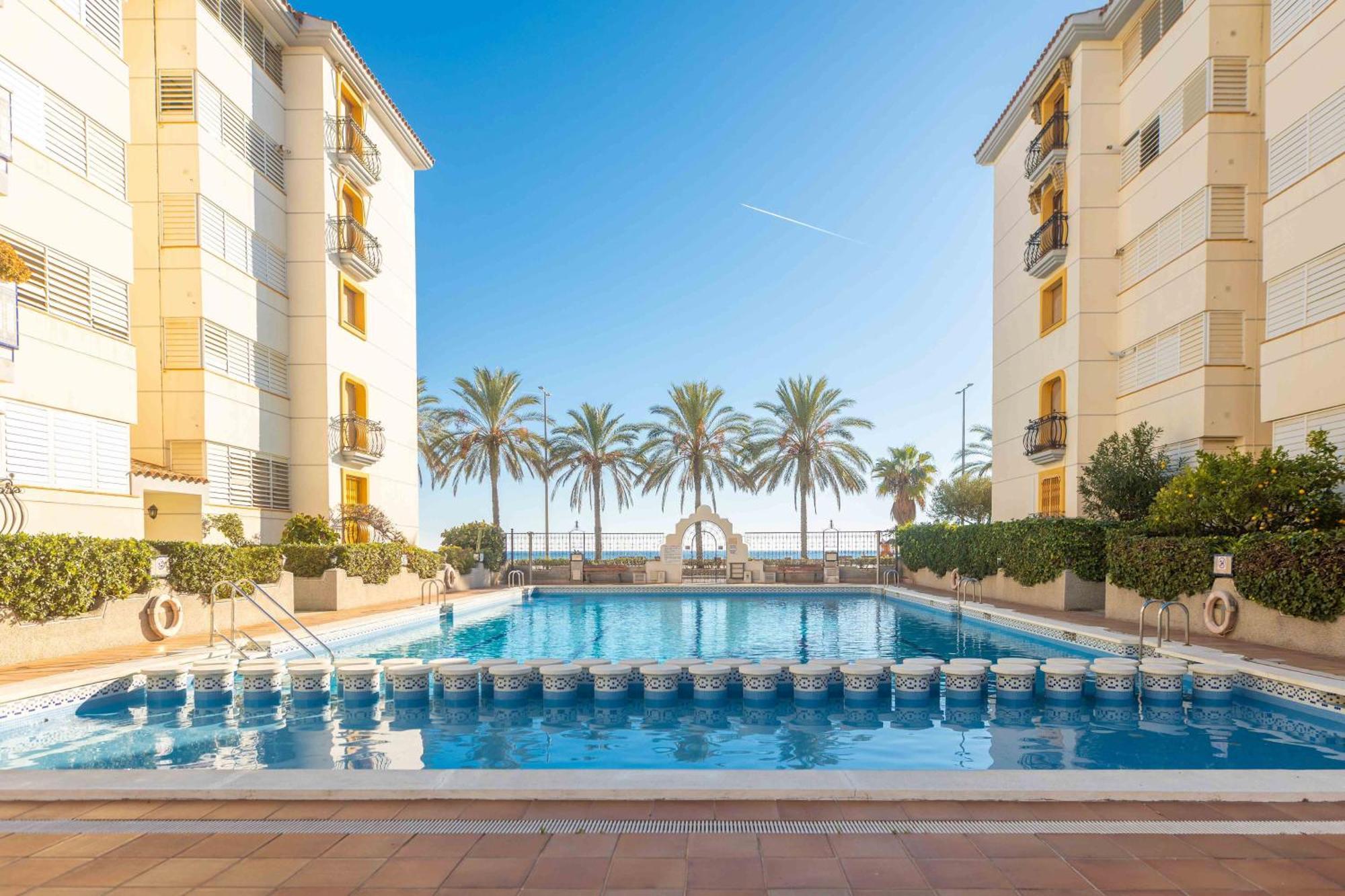 Ferienwohnung Suitur Apartament Familiar Con Piscina Calafell Exterior foto