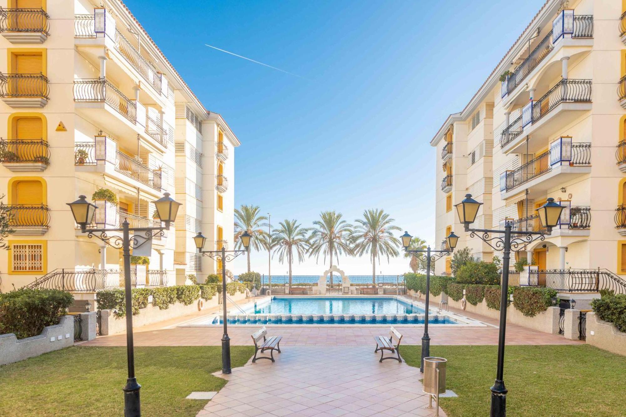 Ferienwohnung Suitur Apartament Familiar Con Piscina Calafell Exterior foto